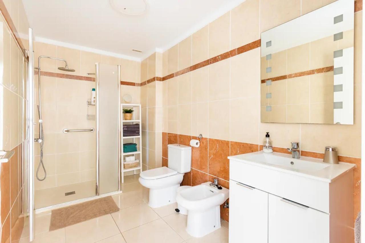 Amplio Y Comodo Apartamento En Callao Salvaje. Exteriör bild
