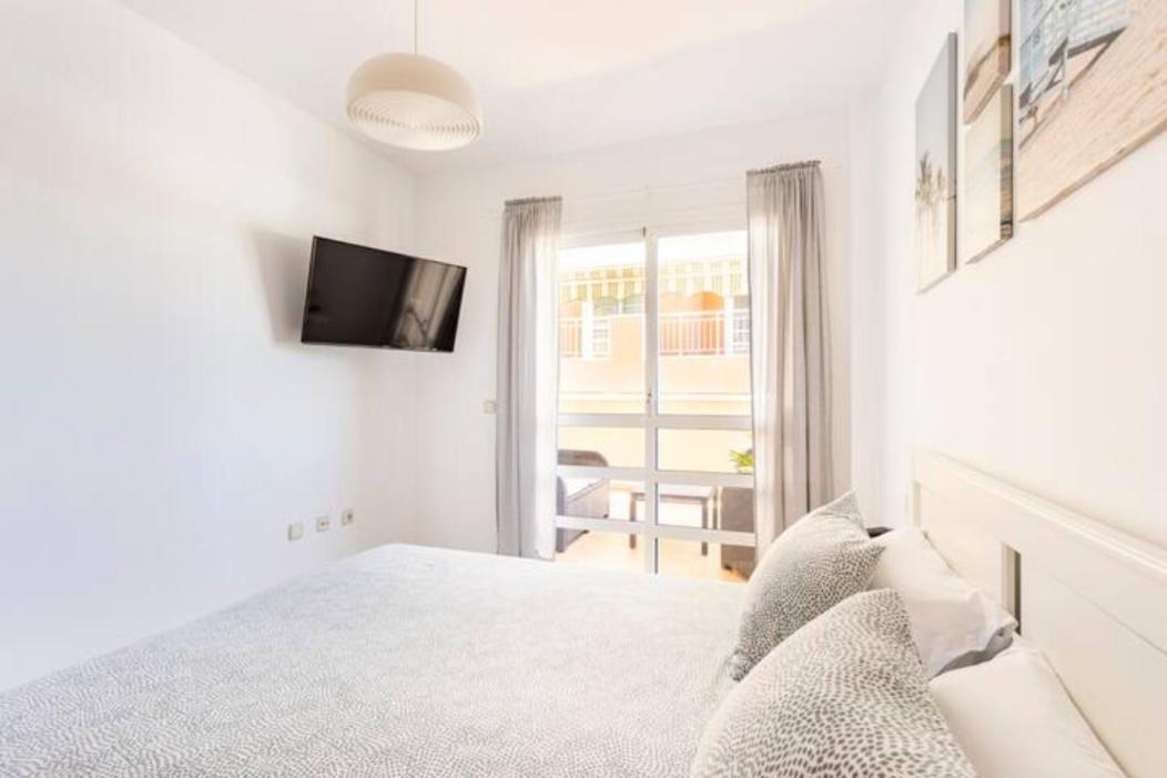 Amplio Y Comodo Apartamento En Callao Salvaje. Exteriör bild